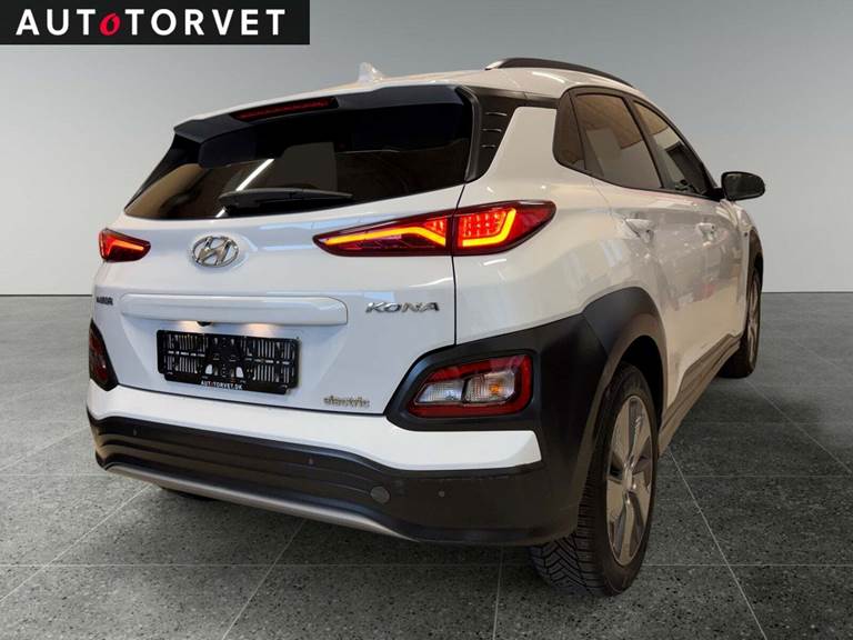 Hyundai Kona 64 EV Premium