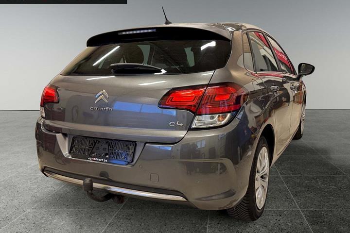 Grå Citroën C4 fra 2017