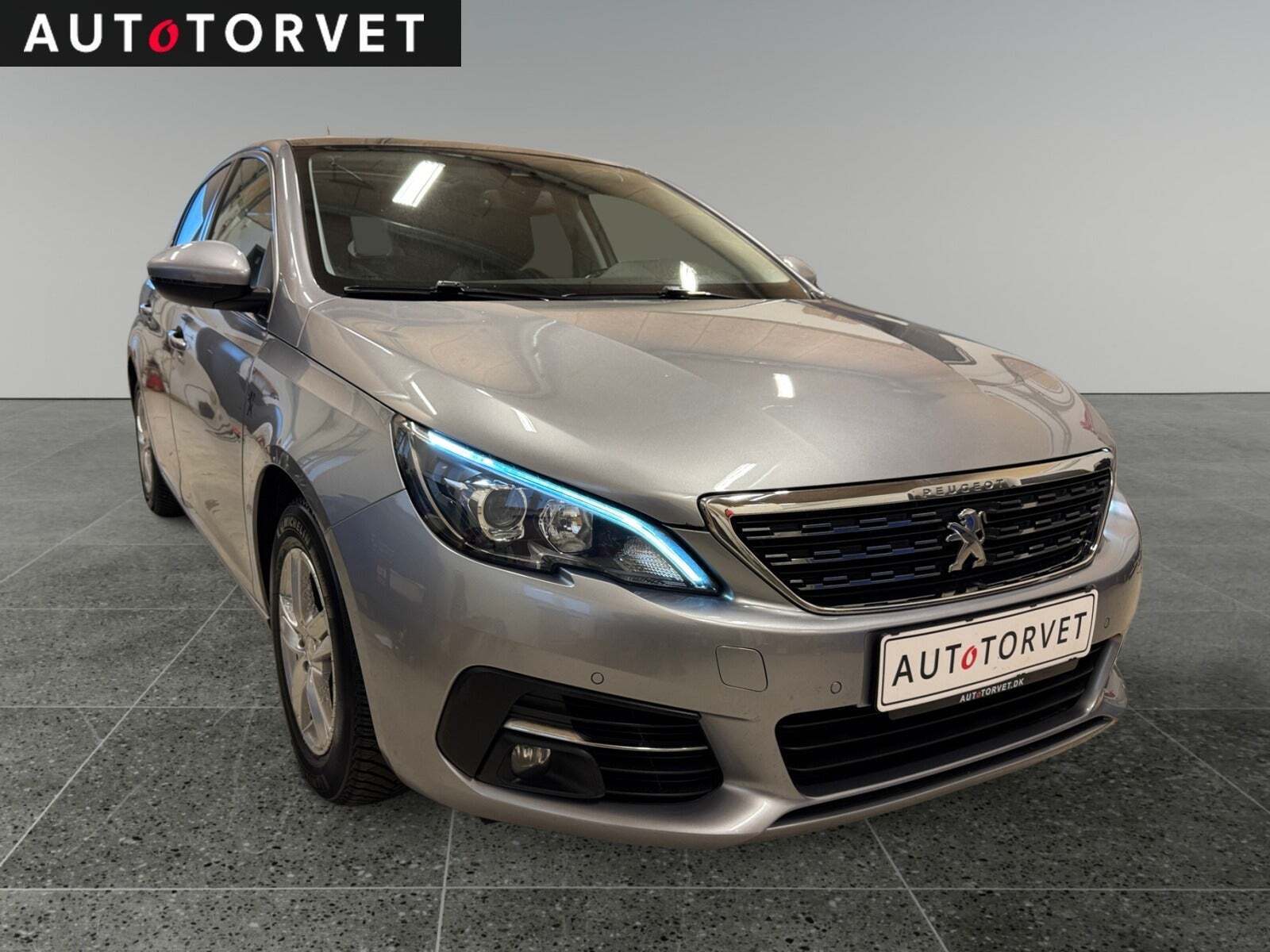 Peugeot 308 1,6 BlueHDi 120 Allure Sky SW