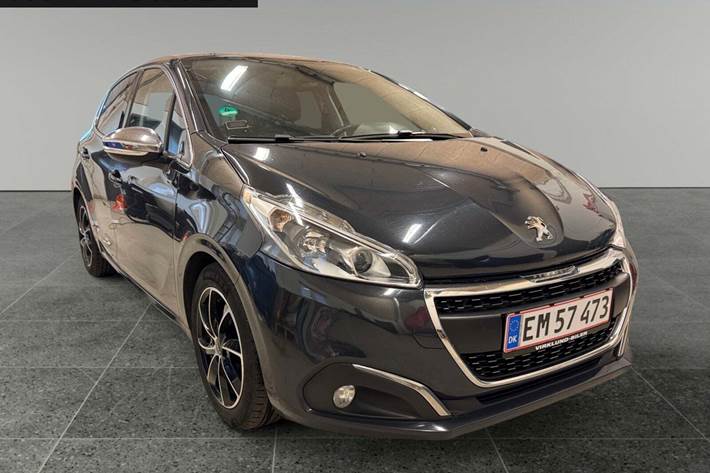 Sort Peugeot 208 fra 2016