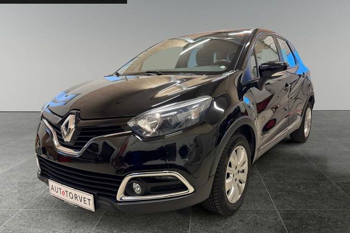Sort Renault Captur fra 2015 set udefra