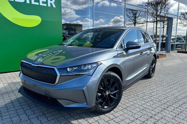 Grå Skoda Enyaq fra 2022
