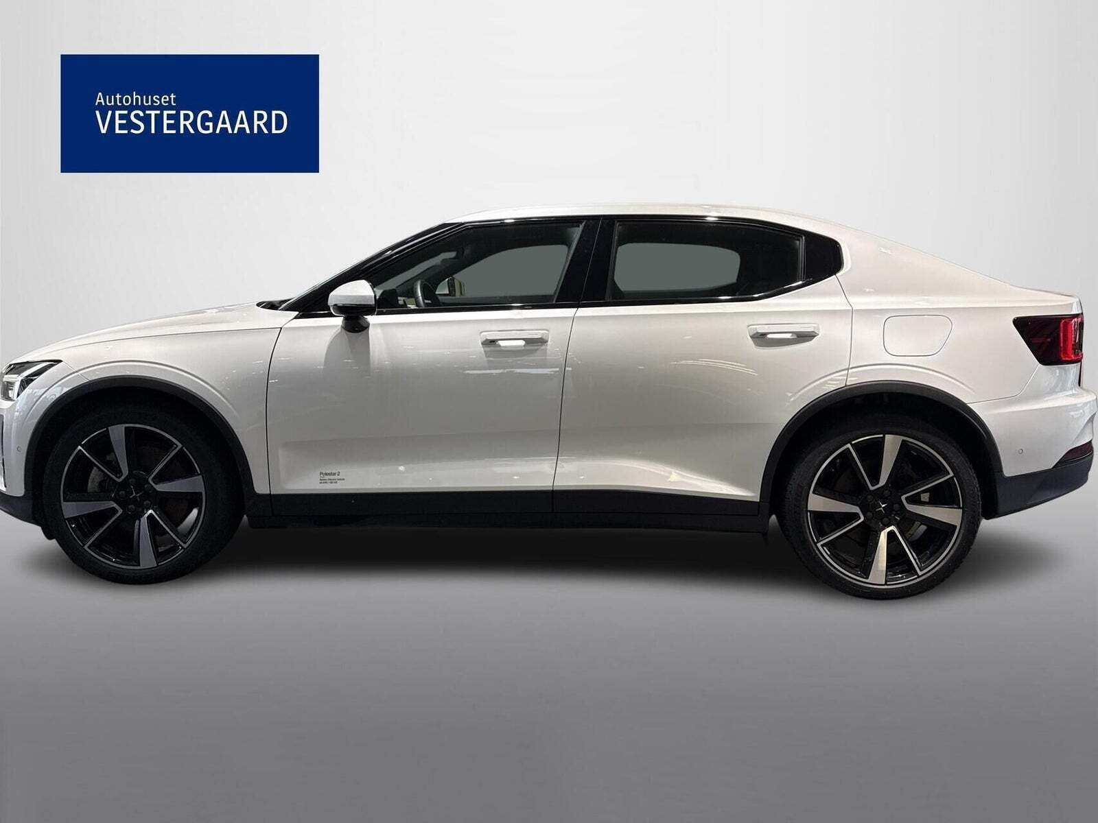 Hvid Polestar 2 fra 2023