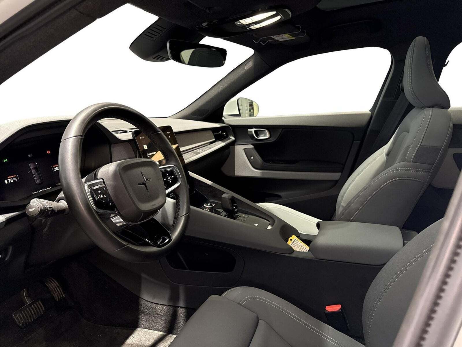 Hvid Polestar 2 fra 2023