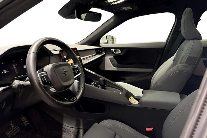 Hvid Polestar 2 fra 2023