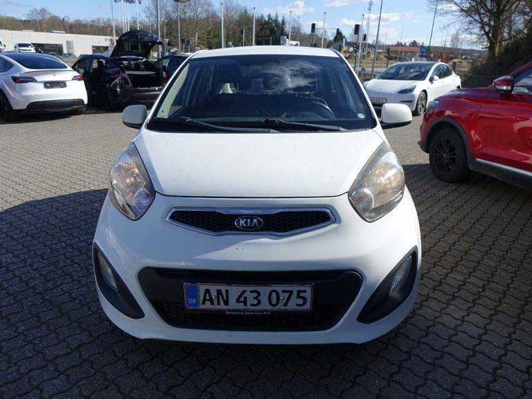 Kia Picanto 1,0 World Cup Eco Clim