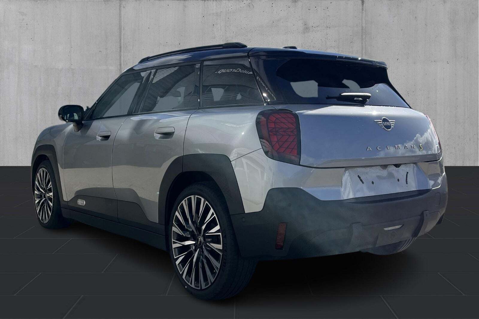 Sølv Mini Aceman E fra 2025