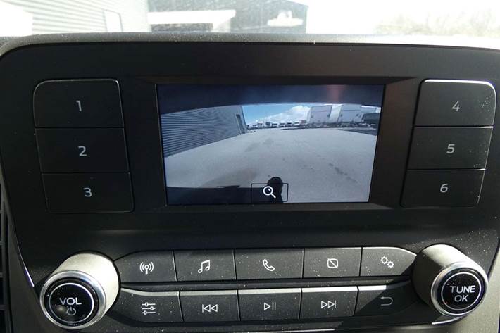 Hvid Ford Transit 350 L3 Chassis fra 2025