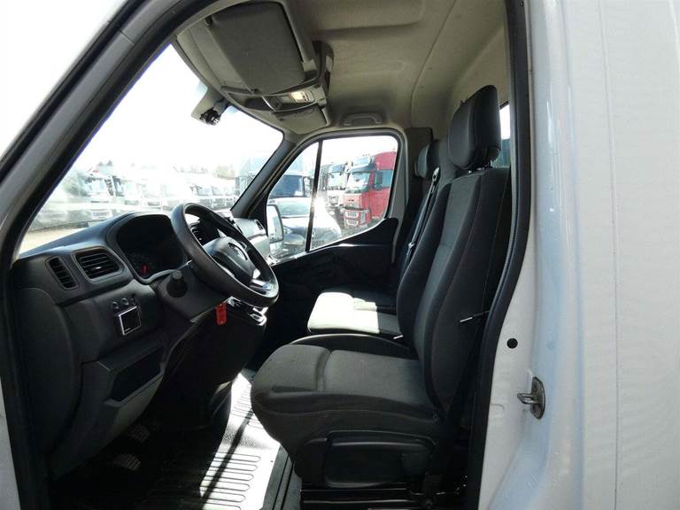Renault Master IV T35 2,3 dCi 165 L3 Chassis RWD