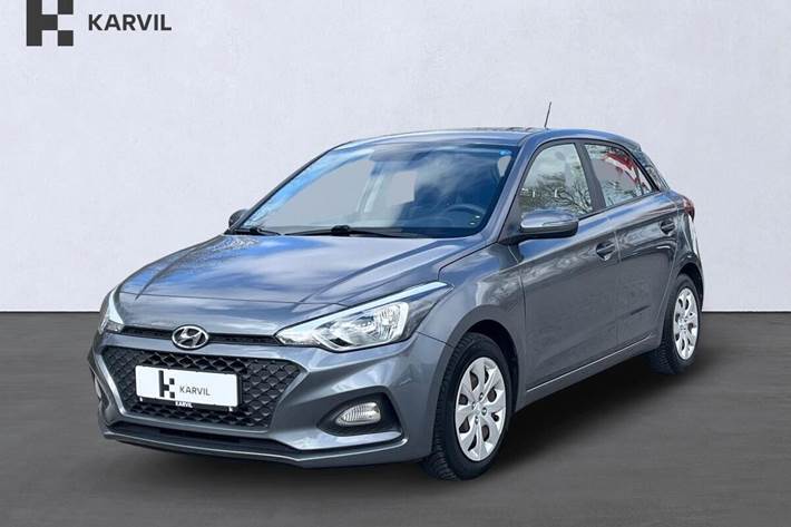 Blå Hyundai i20 fra 2018 set udefra