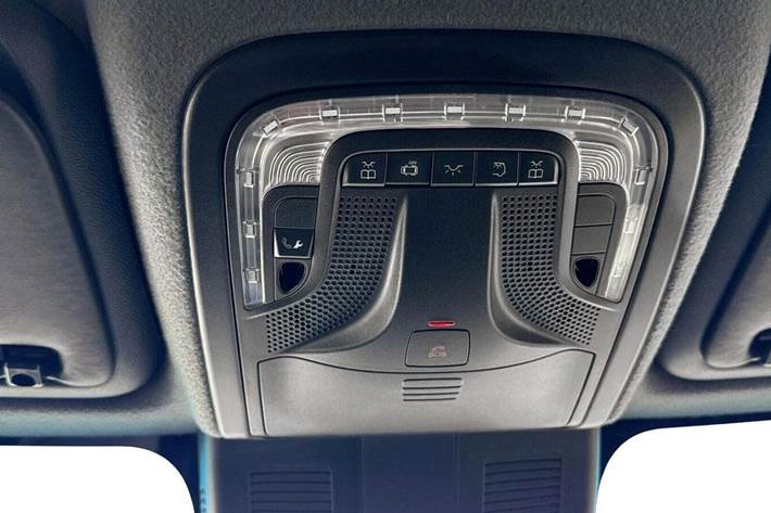 Hvid Mercedes Sprinter 317 fra 2023