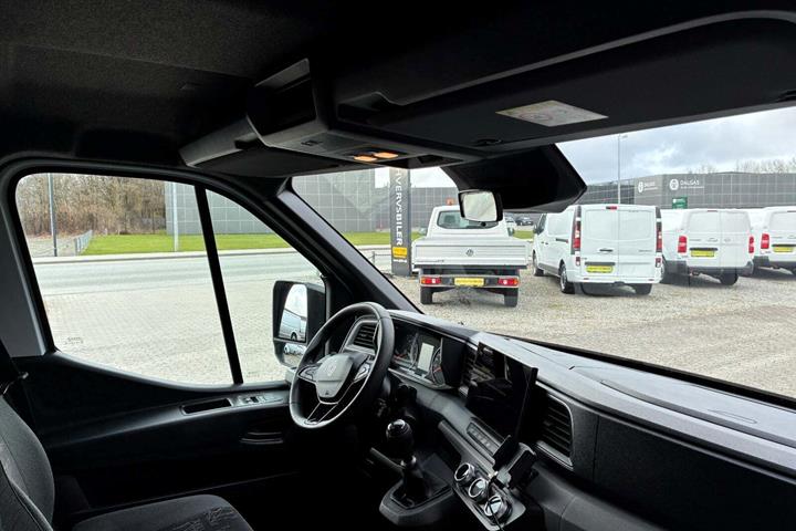 Hvid Renault Master V T35 fra 2025