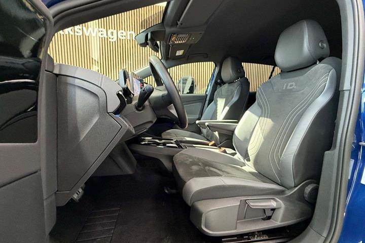 Blå VW ID.4 fra 2025