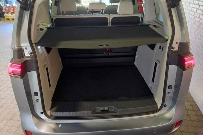 Sort VW ID.Buzz fra 2023