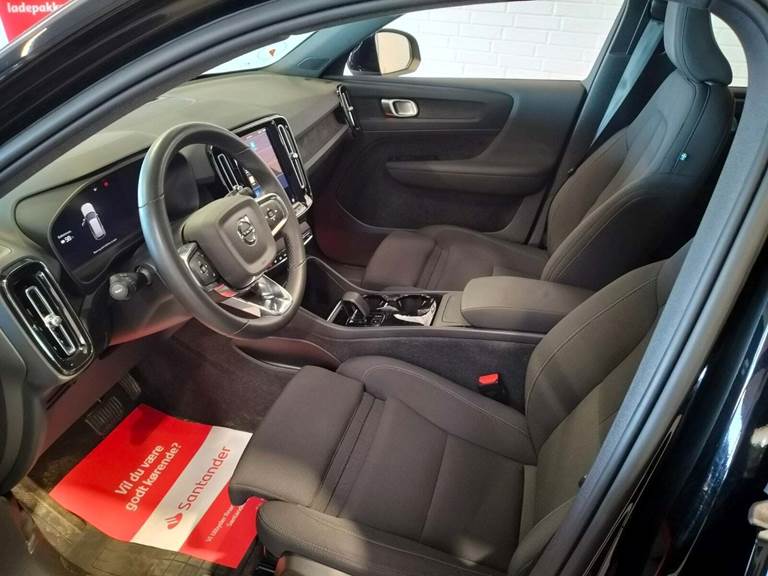 Volvo XC40 P6 ReCharge Core