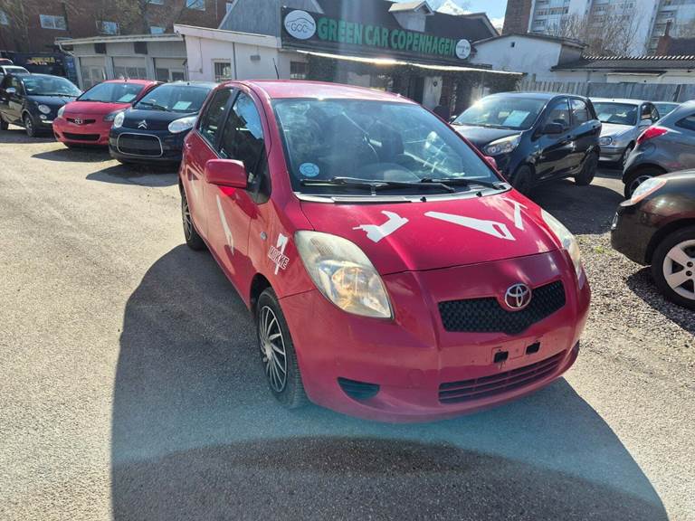 Toyota Yaris 1,3 Luna Van