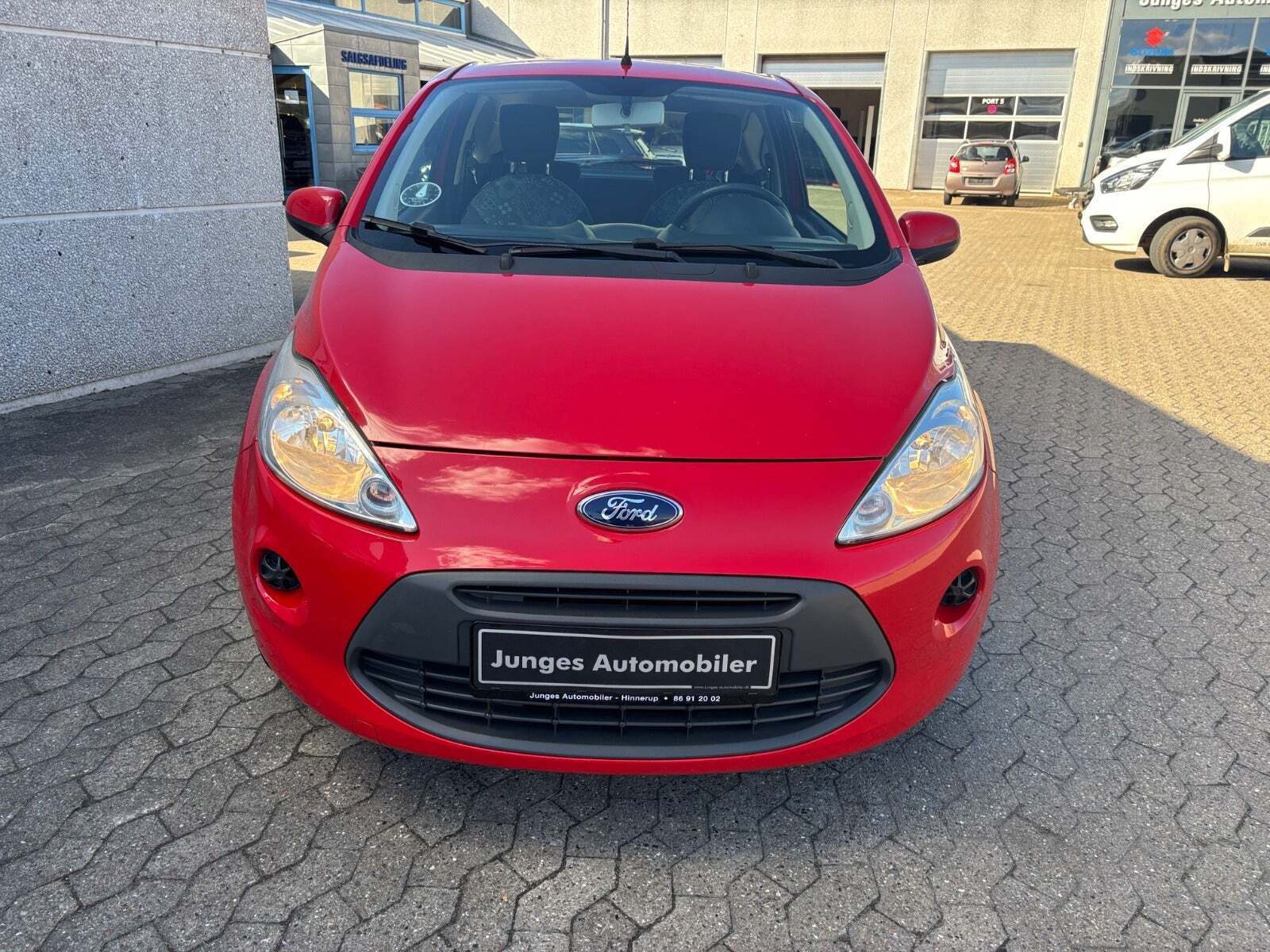 Rød Ford Ka fra 2015