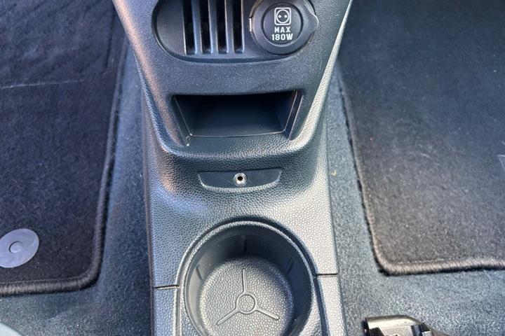Rød Ford Ka fra 2015