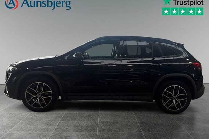 Sort Mercedes EQA250 fra 2021