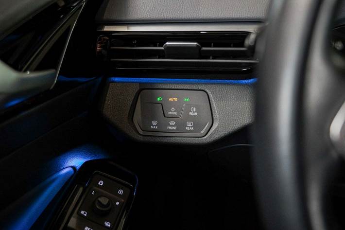 Blå VW ID.4 fra 2022