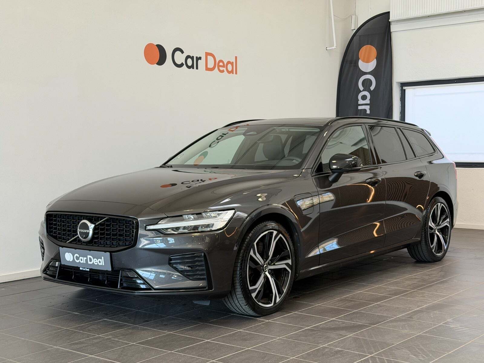 Volvo V60 2,0 T6 ReCharge Ultimate Dark aut. AWD