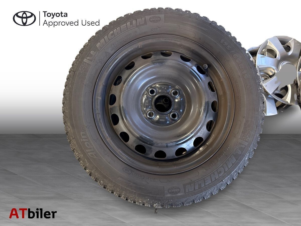 undefined Toyota Yaris fra 2018