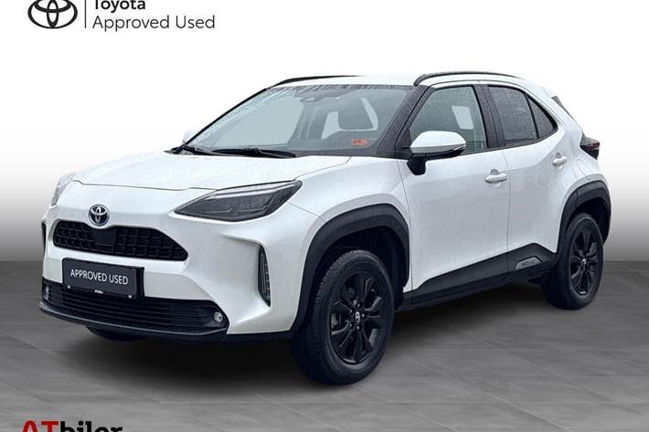 Hvid Toyota Yaris Cross fra 2023