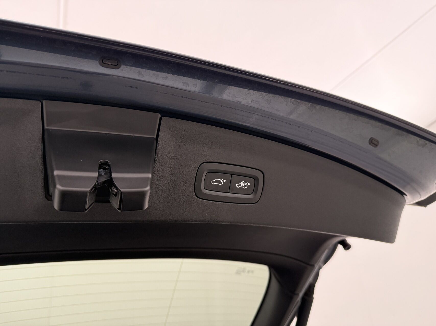 Blå Polestar 2 fra 2020