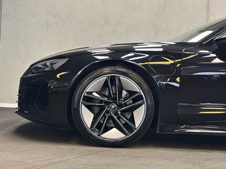 Audi e-tron GT EL Quattro 476HK 4d Aut.