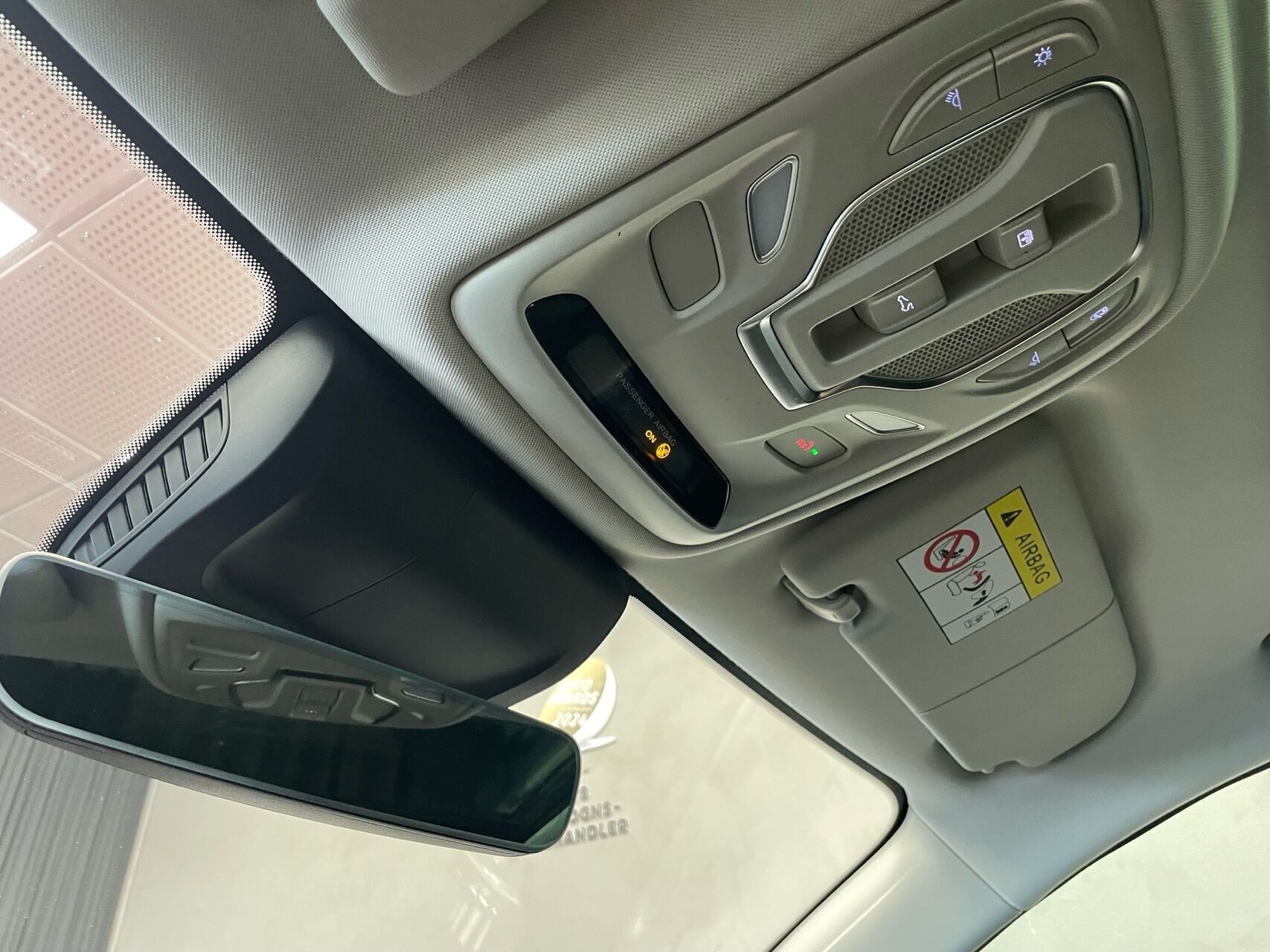 Rød MG EHS fra 2021