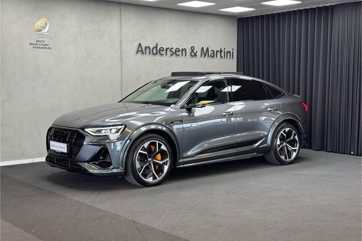 Grå Audi e-tron S fra 2021