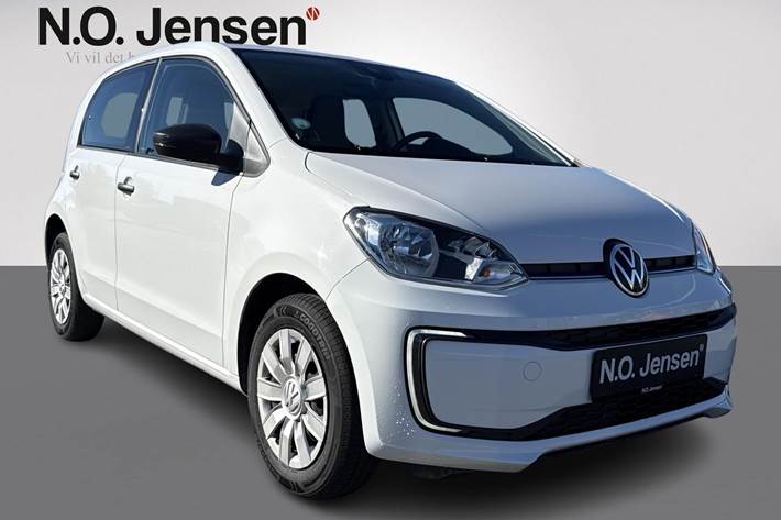 Hvid VW e-up fra 2022 set udefra