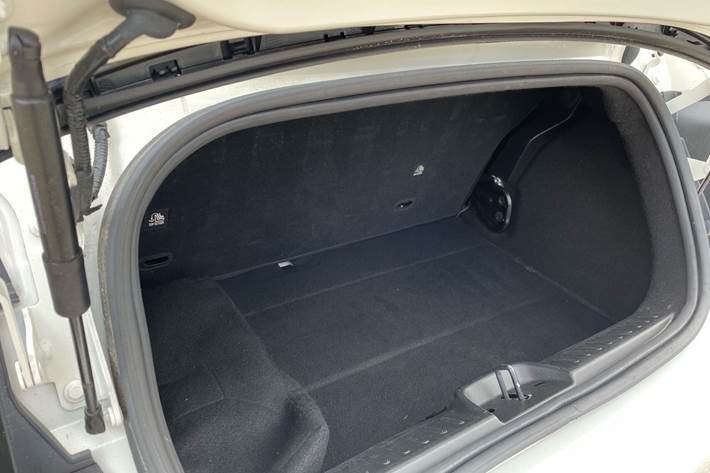 Hvid Fiat 500e fra 2023