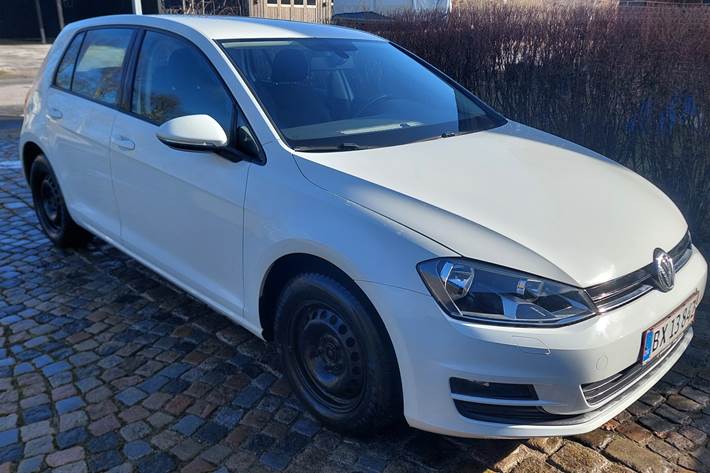 Hvid VW Golf fra 2013