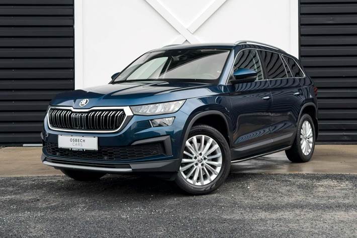 Blå Skoda Kodiaq fra 2022