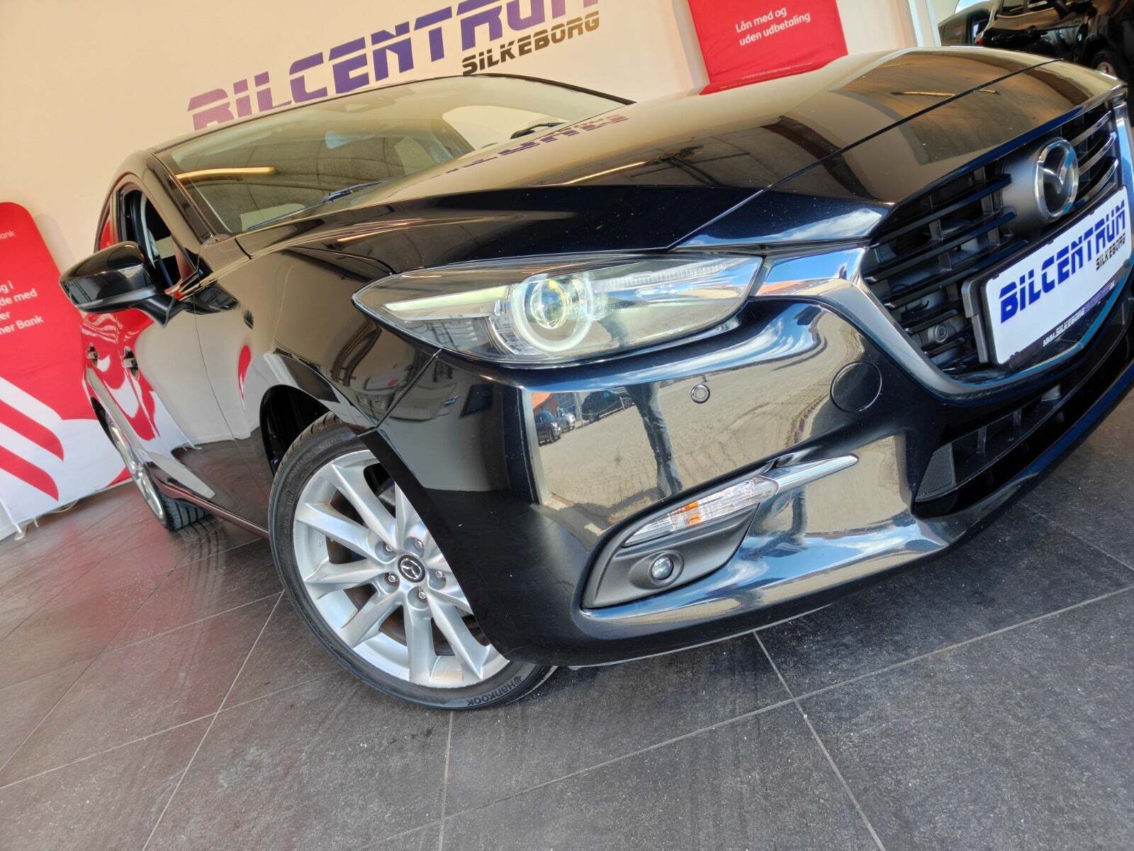 Sort Mazda 3 fra 2017