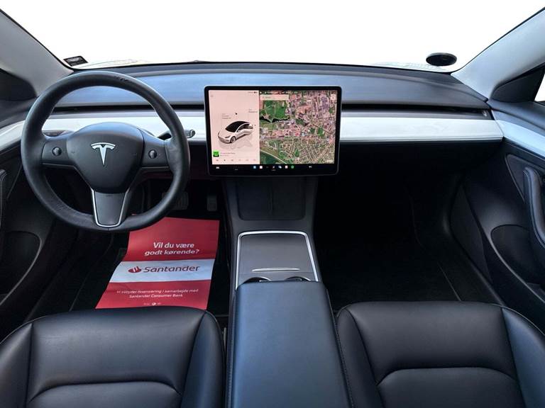 Tesla Model 3 RWD