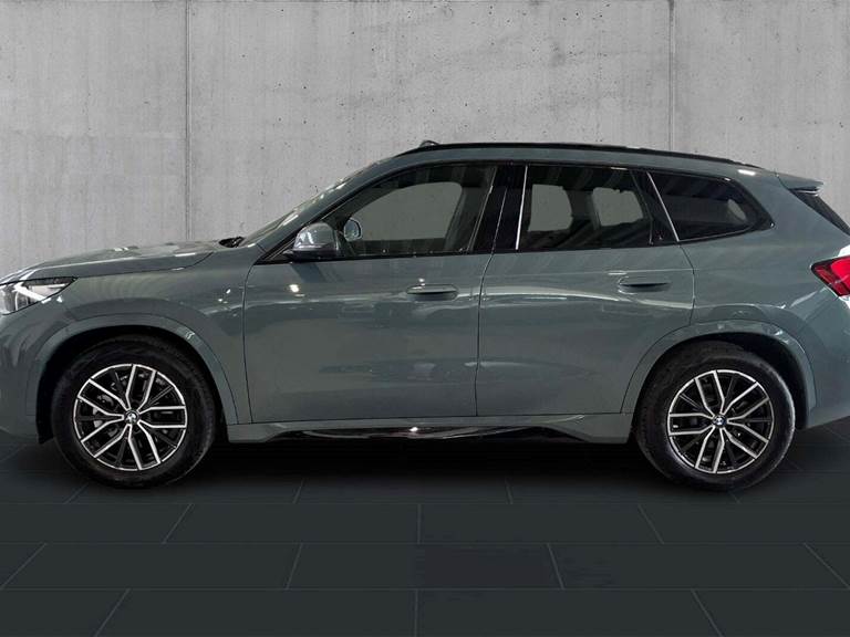 BMW iX1 xDrive30 Fully Charged
