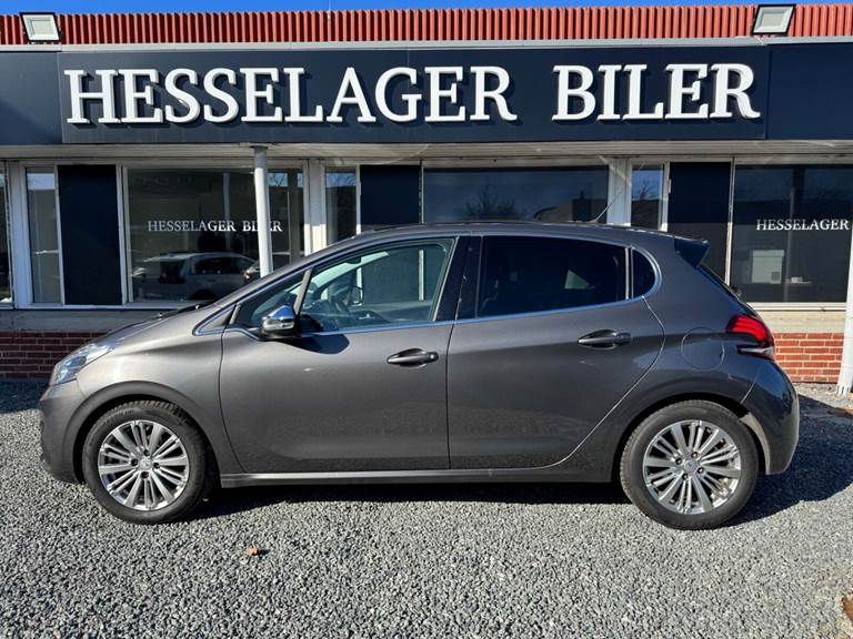 Peugeot 208 1,6 BlueHDi 100 Allure Sky