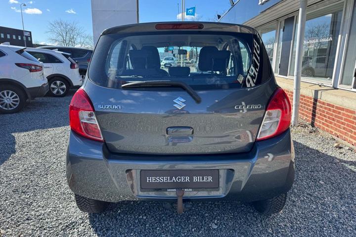 Grå Suzuki Celerio fra 2015