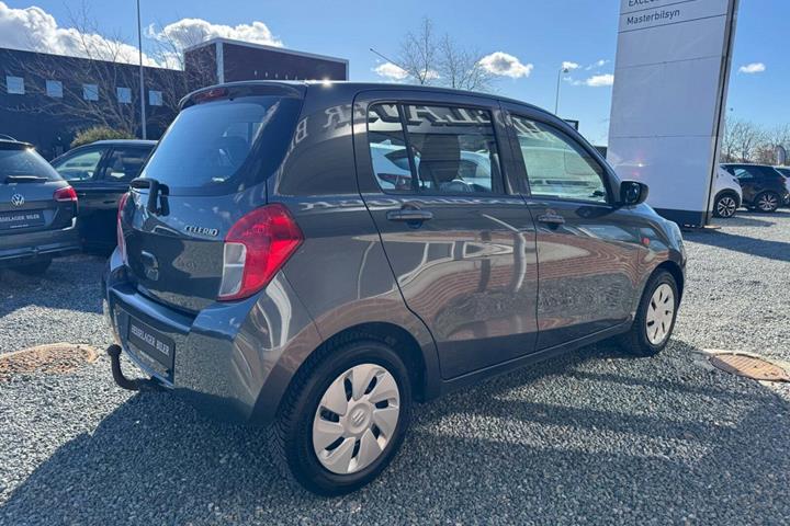 Grå Suzuki Celerio fra 2015