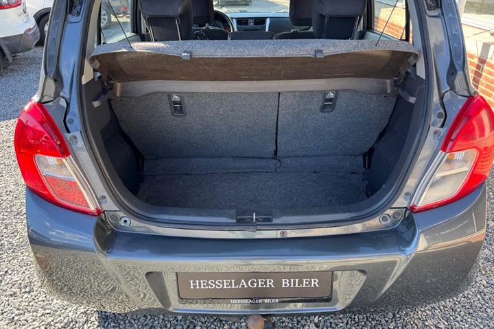 Grå Suzuki Celerio fra 2015