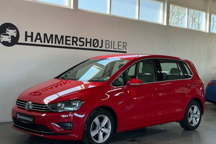 Rød VW Golf Sportsvan fra 2016