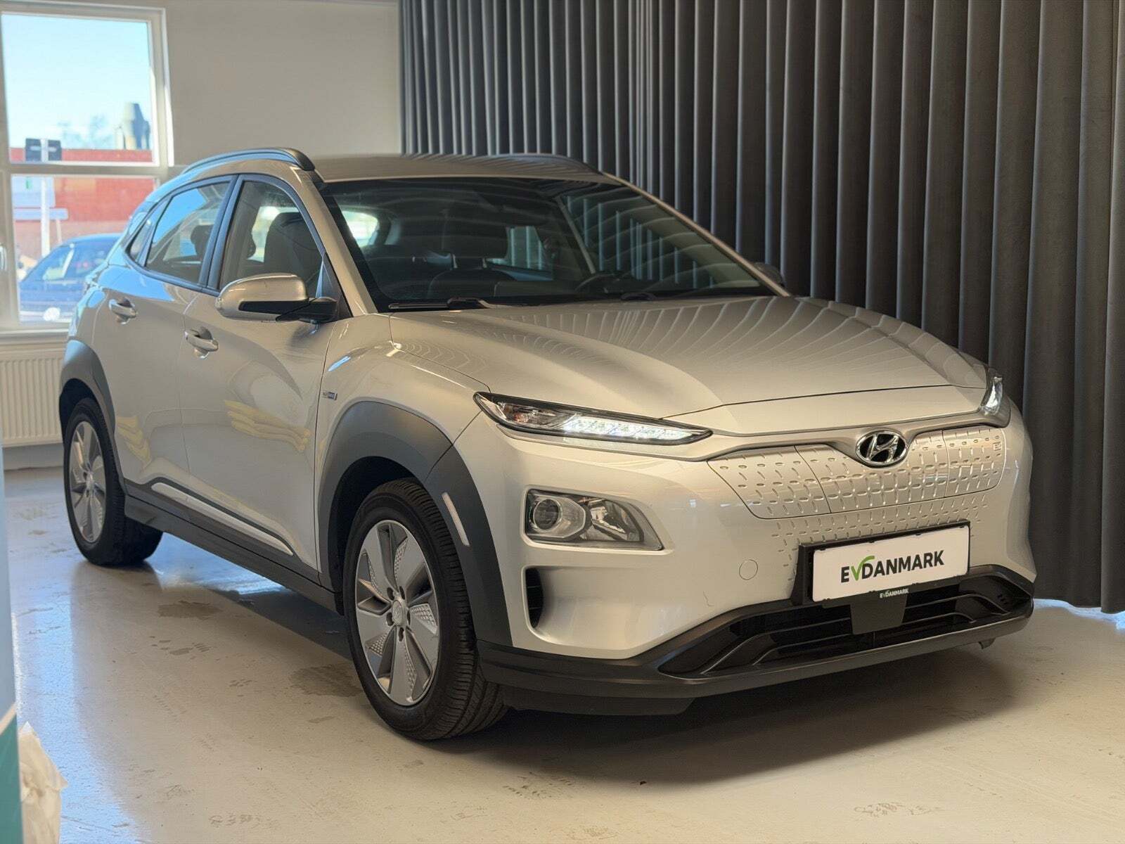 Hyundai Kona 64 EV Trend