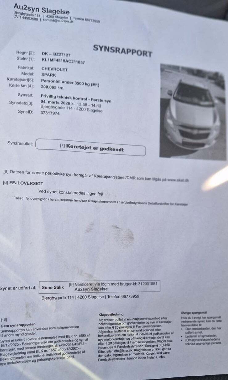 Sølv Chevrolet Spark fra 2010