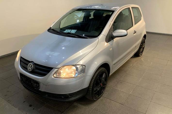 Sølv VW Fox fra 2006