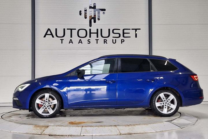 Blå Seat Leon fra 2018