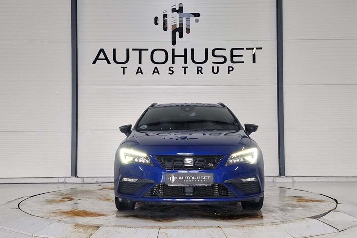 Blå Seat Leon fra 2018