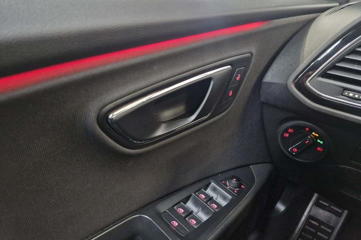 Blå Seat Leon fra 2018
