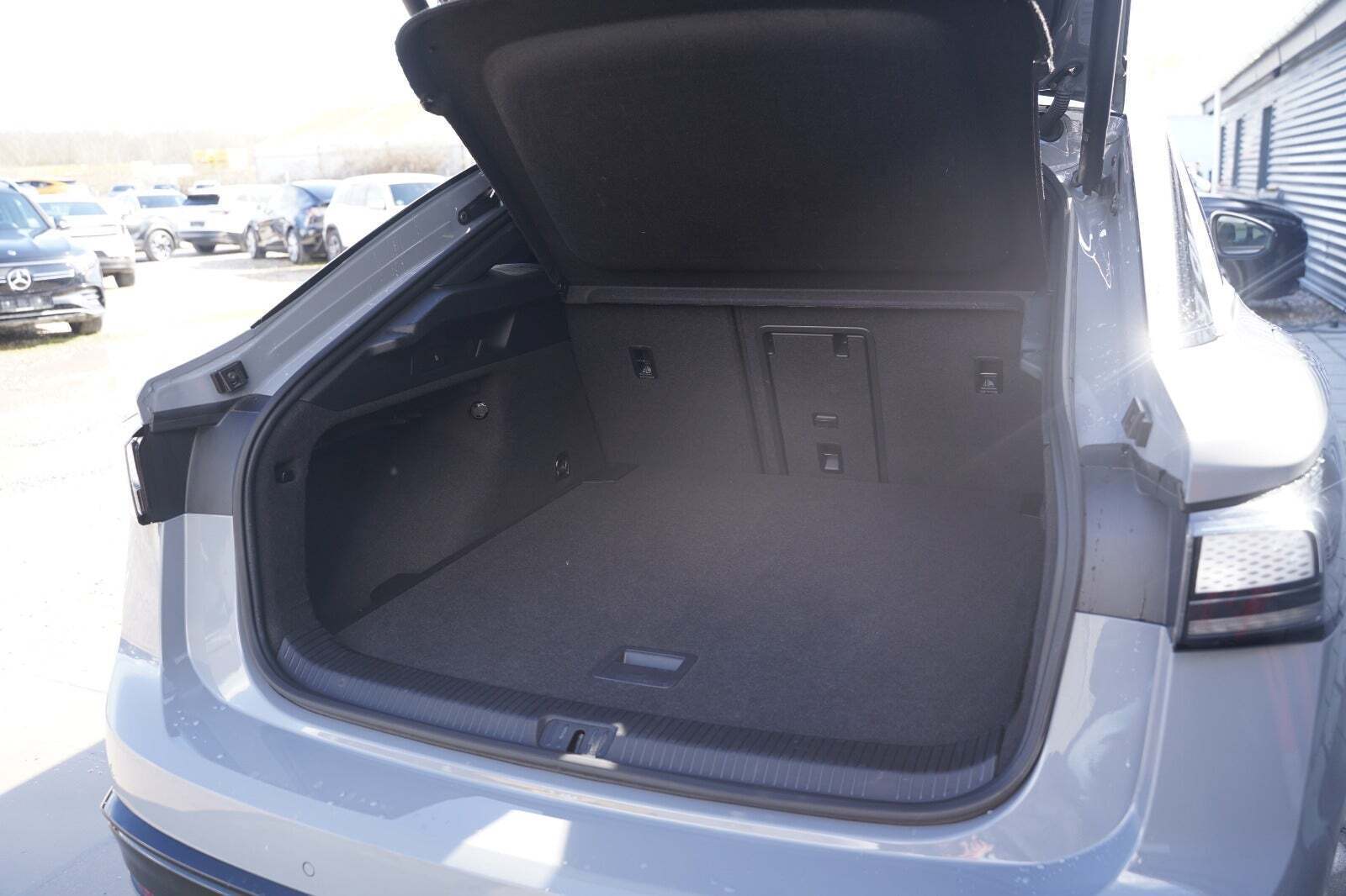 Grå VW ID.7 fra 2024